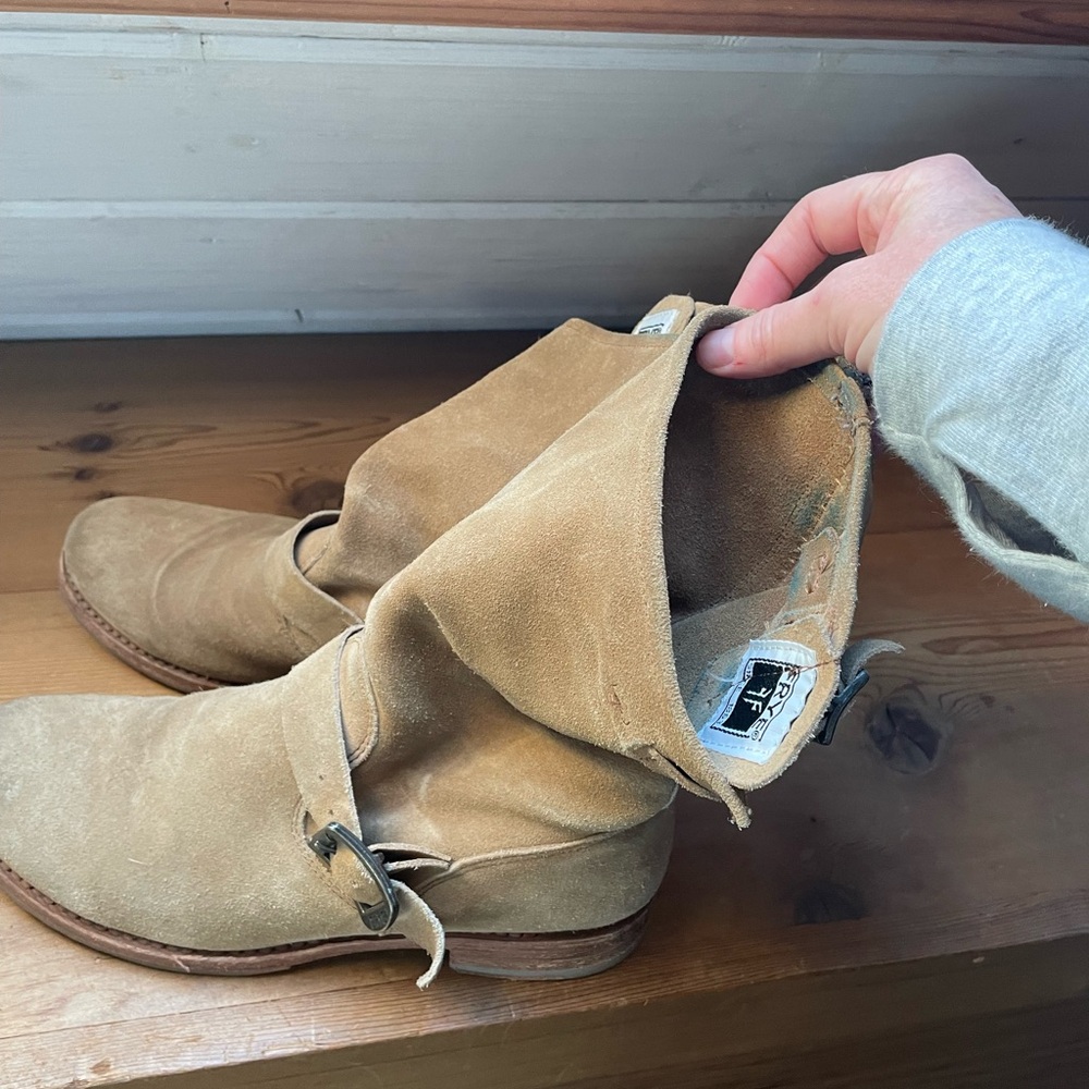 Frye Veronica Boots size 8